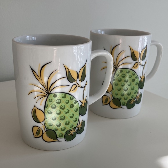 Creative Fine China Japanese Vintage Mugs Japan # 10 Cups Pineapple Strawberry - Picture 3 of 16